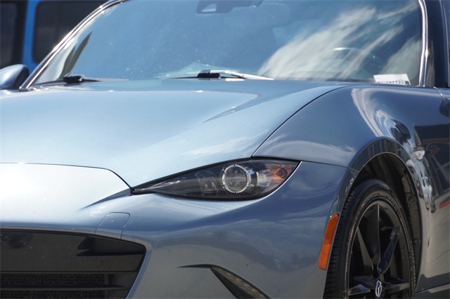 2017 Mazda MX-5 Miata Miata Grand Touring photo 4