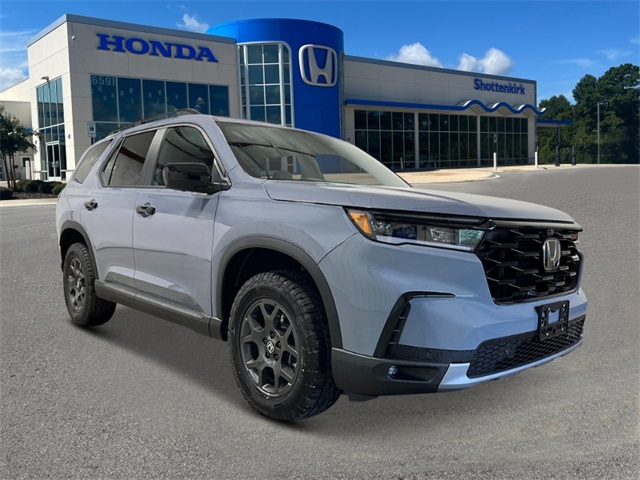 2025 Honda Pilot TrailSport photo 9
