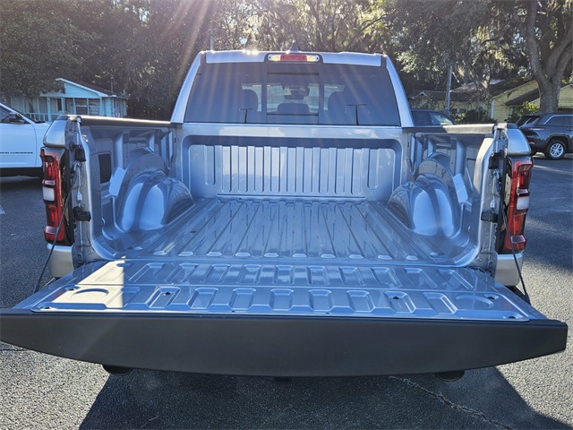 2026 Ram 1500 Warlock Crew Cab 4x4 5'7" Box