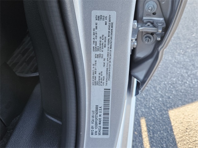 2026 Ram 1500 Warlock Crew Cab 4x4 5'7" Box