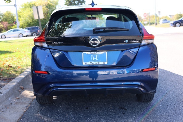 2018 Nissan Leaf S photo 4