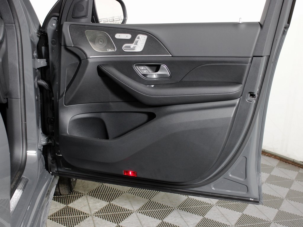 new 2026 Mercedes-Benz GLE car, priced at $79,100