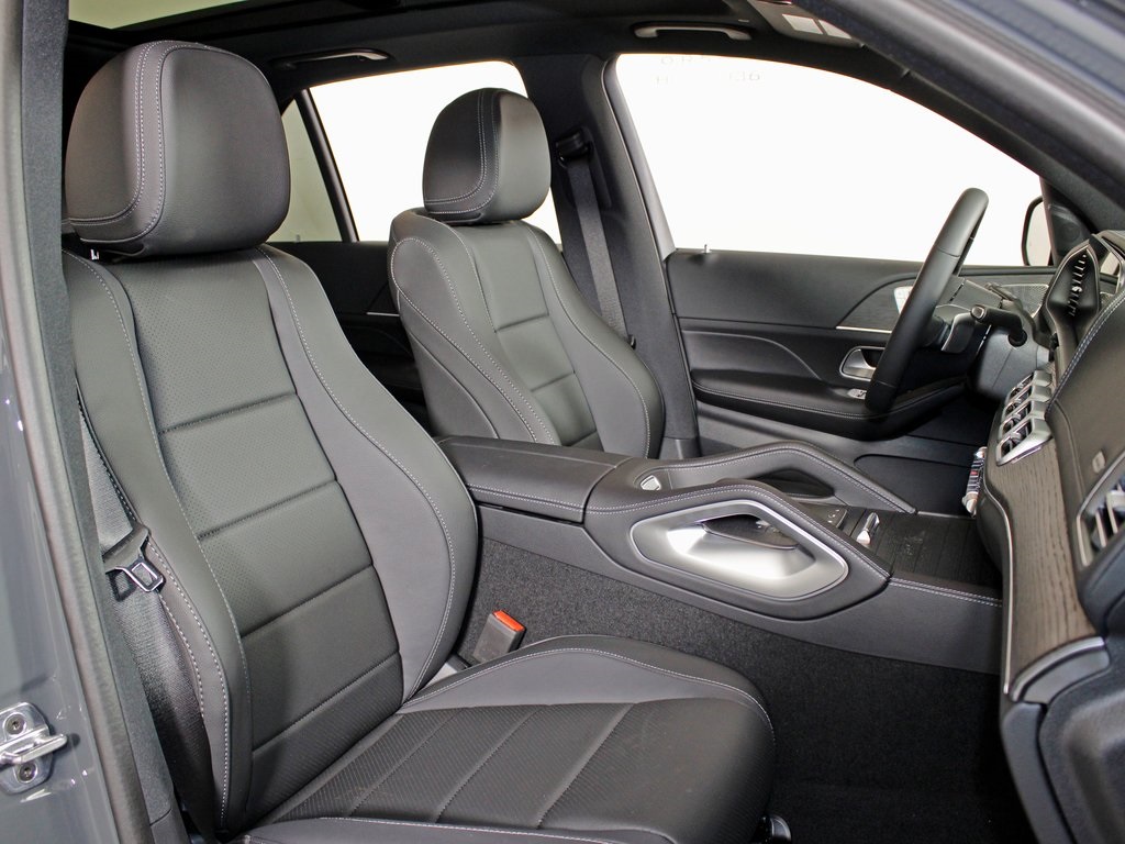 new 2026 Mercedes-Benz GLE car, priced at $79,100