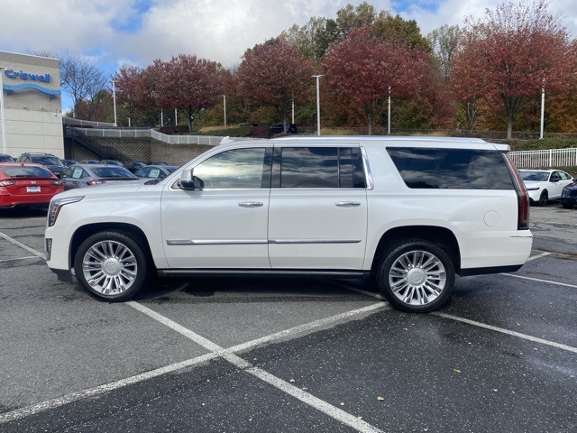 used 2016 Cadillac Escalade ESV car, priced at $18,995