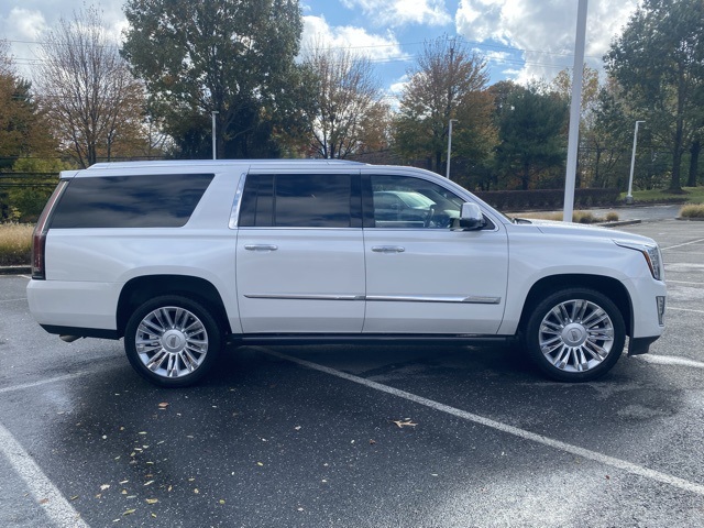 used 2016 Cadillac Escalade ESV car, priced at $18,995