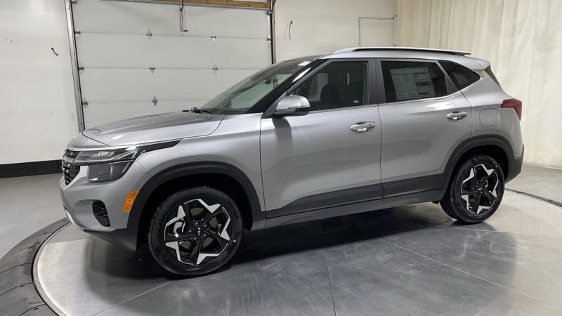 2026 Kia Seltos EX photo 4