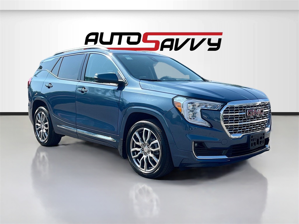 2024 GMC Terrain Denali's photo