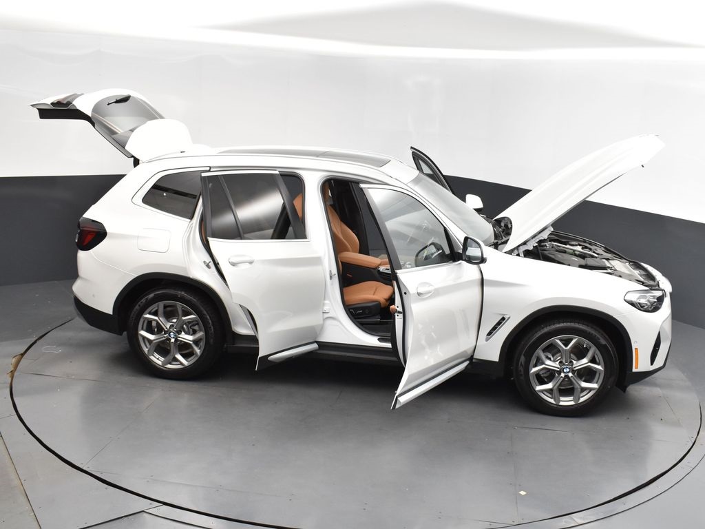 2024 Mineral White Metallic BMW X3 xDrive30i AWD SUV
