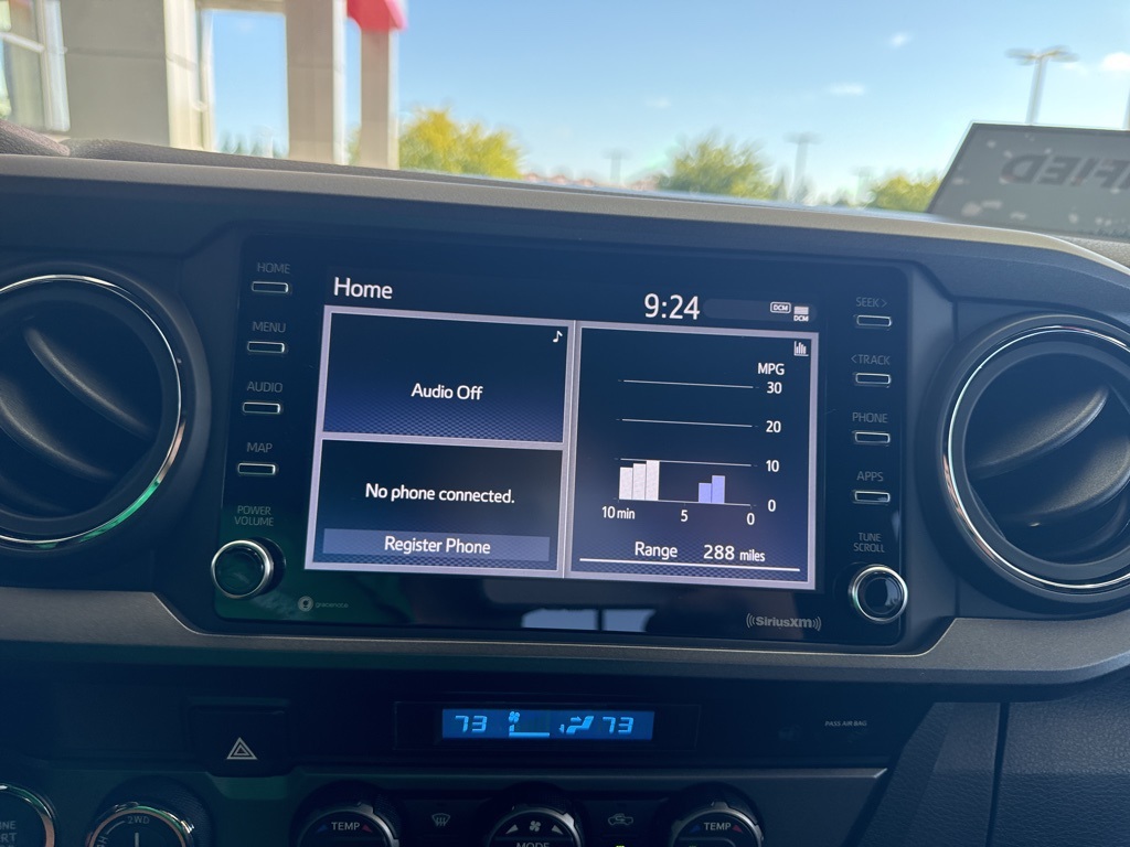 2023 Toyota Tacoma TRD photo 13