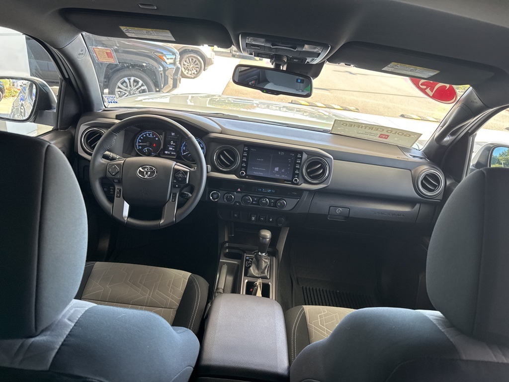 2023 Toyota Tacoma TRD photo 15