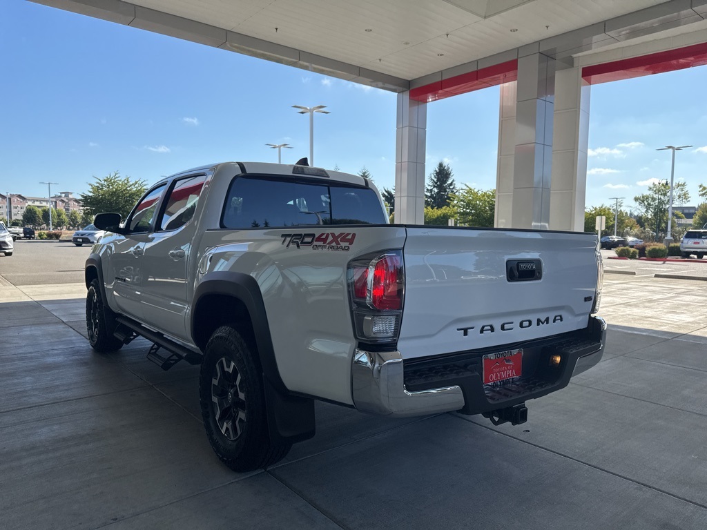 2023 Toyota Tacoma TRD photo 6