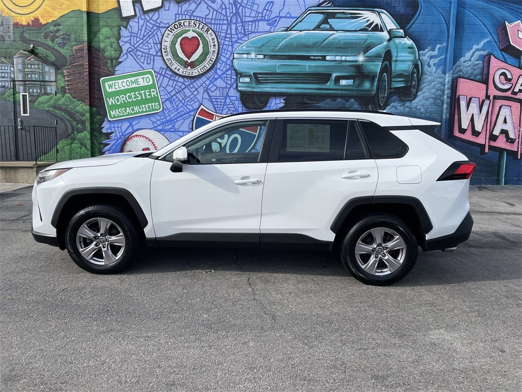 Used 2023 Toyota RAV4 XLE with VIN 2T3W1RFVXPW279011 for sale in Kansas City