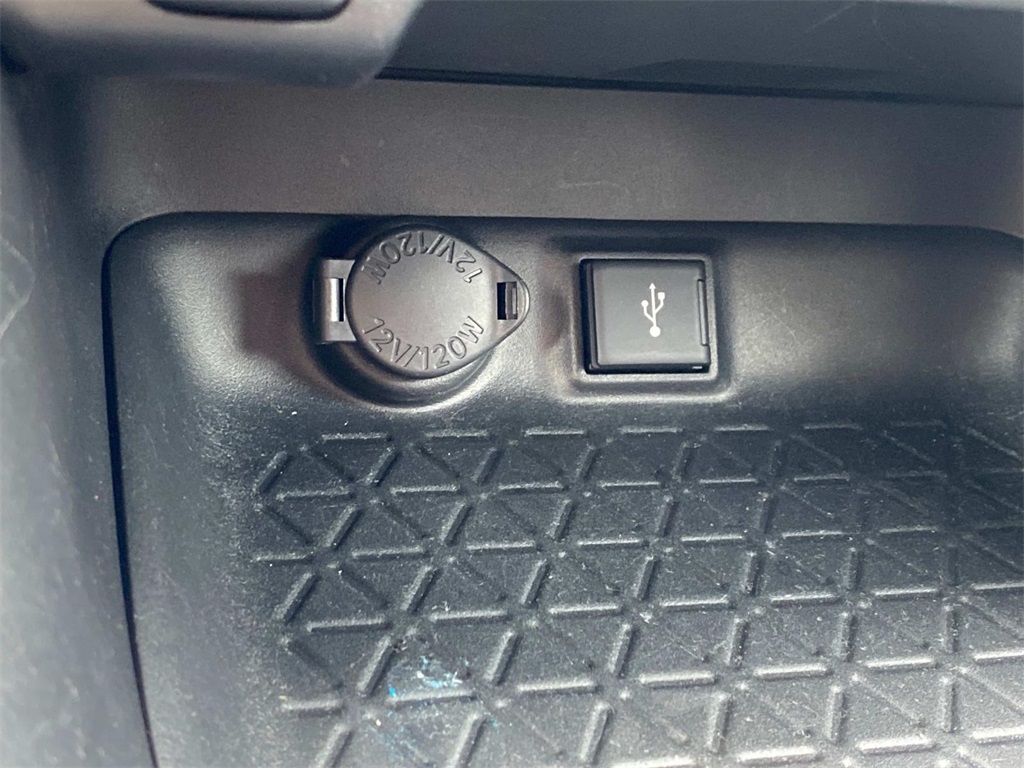2022 Silver Sky Metallic Toyota RAV4 LE AWD SUV