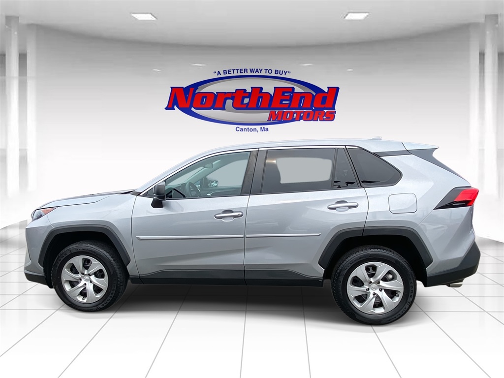 2022 Silver Sky Metallic Toyota RAV4 LE AWD SUV
