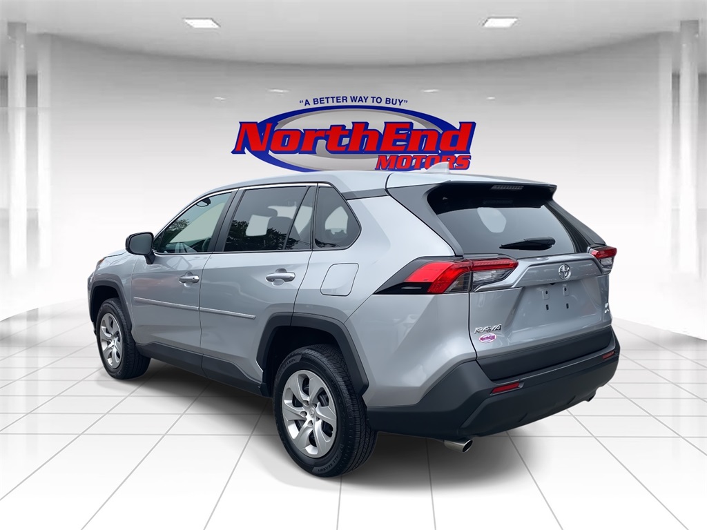 2022 Silver Sky Metallic Toyota RAV4 LE AWD SUV