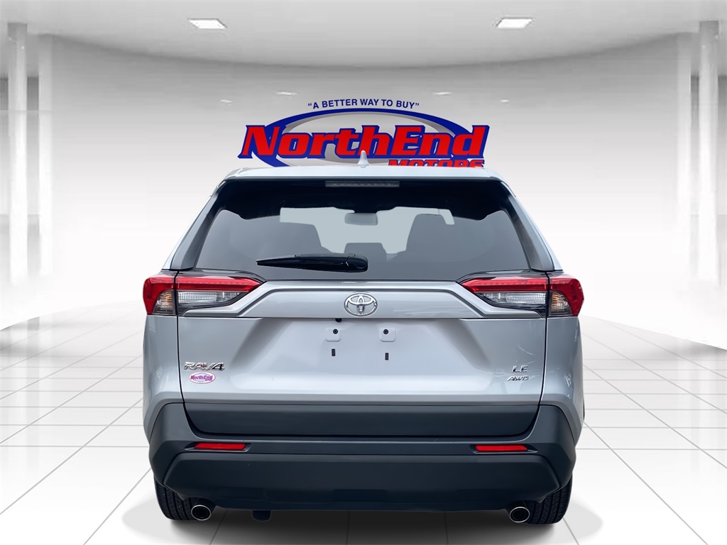 2022 Silver Sky Metallic Toyota RAV4 LE AWD SUV