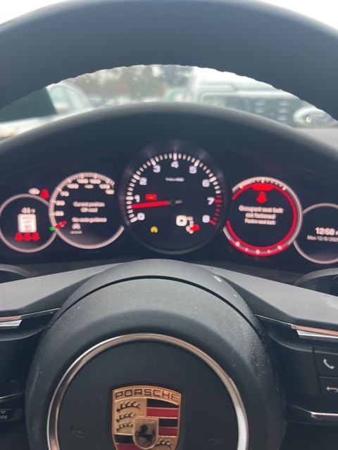 2023 Porsche Panamera Base's photo