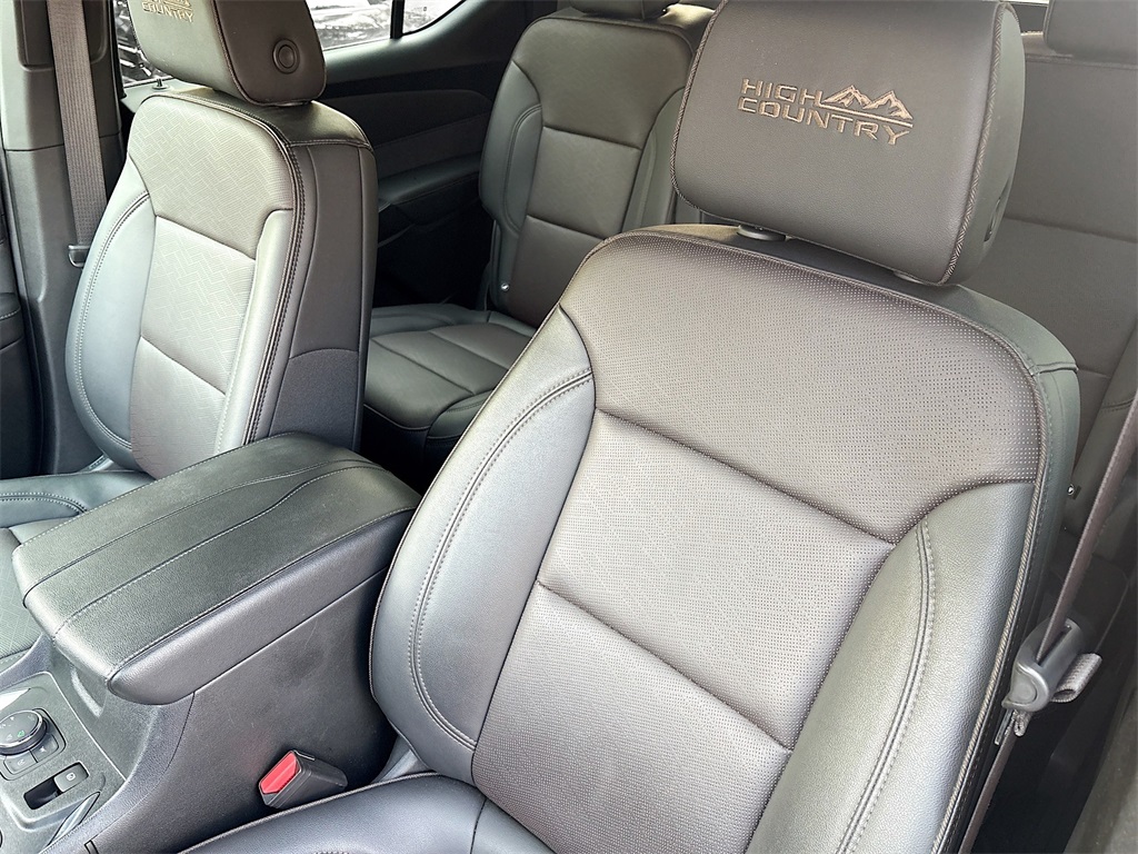 2023 Chevrolet Traverse High Country photo 21