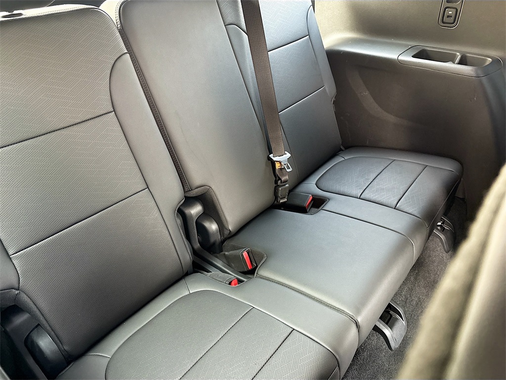 2023 Chevrolet Traverse High Country photo 28