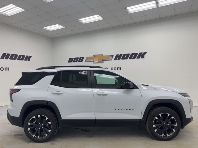 new 2026 Chevrolet Equinox car, priced at $36,385