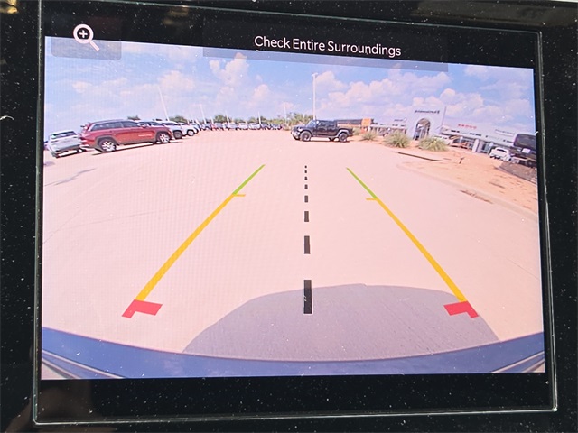 2025 Jeep Grand Cherokee Laredo Altitude photo 17