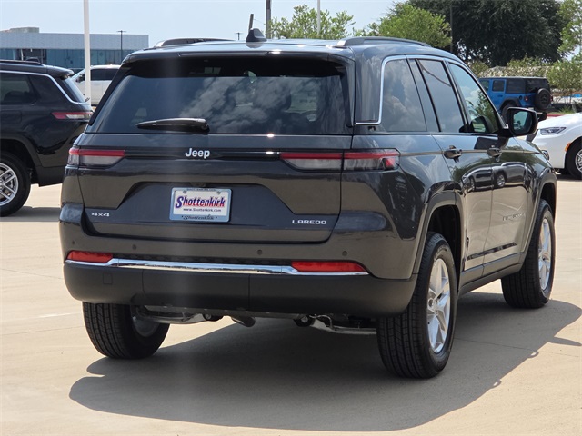 2025 Jeep Grand Cherokee Laredo Altitude photo 7