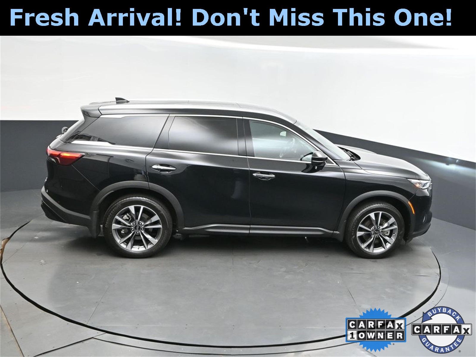 2024 Mineral Black INFINITI QX60 LUXE FWD SUV