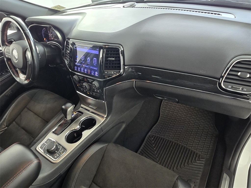 used 2021 Jeep Grand Cherokee car, priced at $18,900