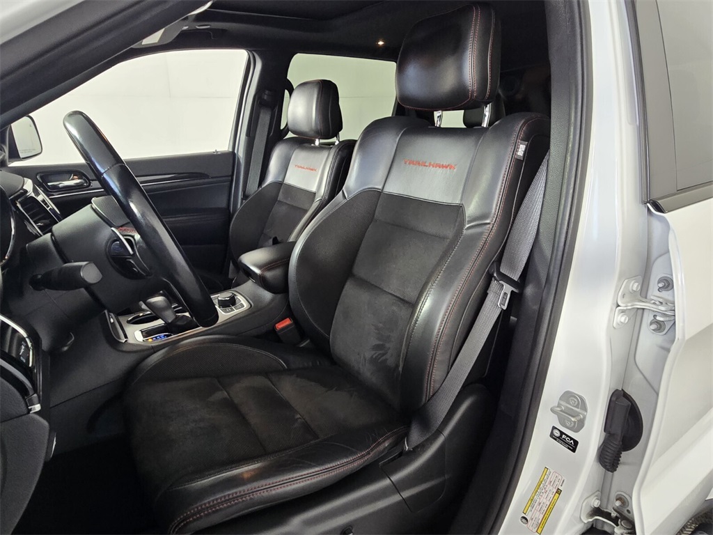 used 2021 Jeep Grand Cherokee car, priced at $18,900