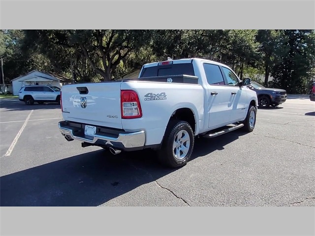 2023 Ram 1500 Big Horn Crew Cab 4x4 5'7" Box