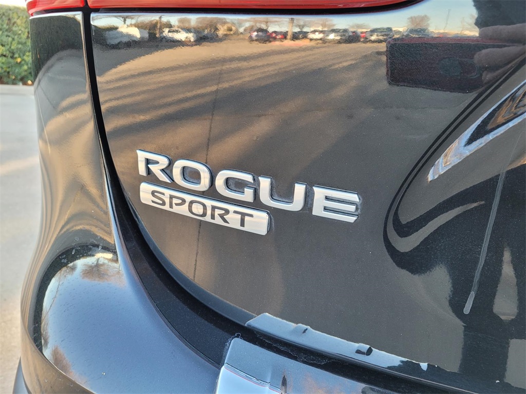 used 2020 Nissan Rogue Sport car, priced at $13,900