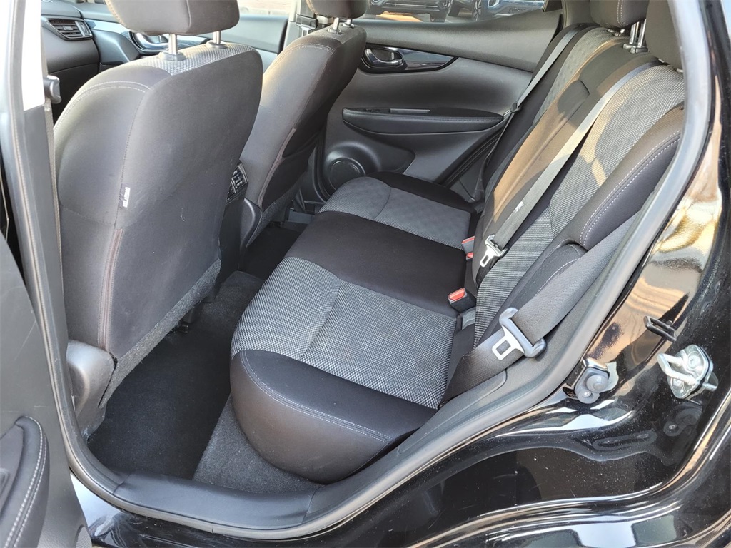 used 2020 Nissan Rogue Sport car, priced at $13,900