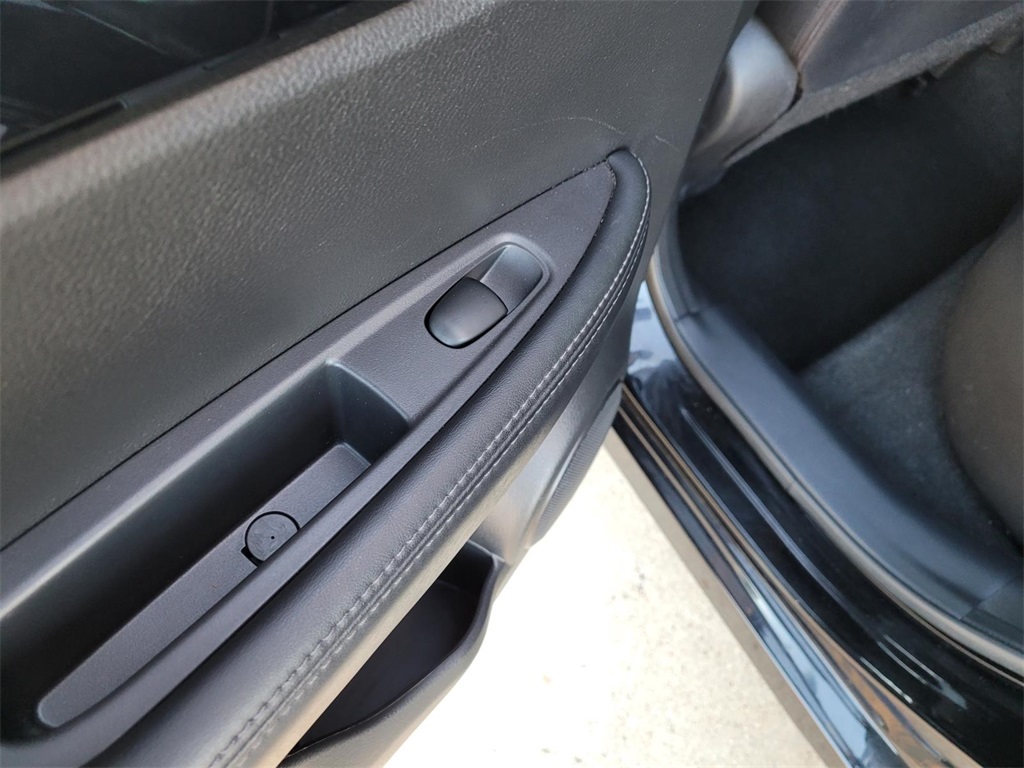 used 2020 Nissan Rogue Sport car, priced at $13,900