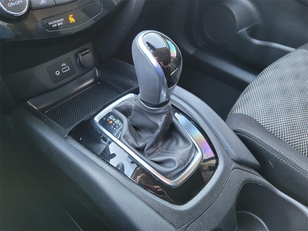 used 2020 Nissan Rogue Sport car, priced at $13,900