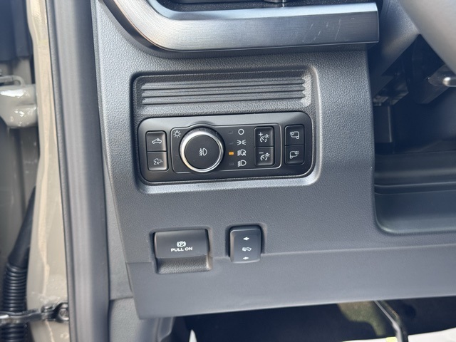 2026 Ford F-350 Super Duty Lariat