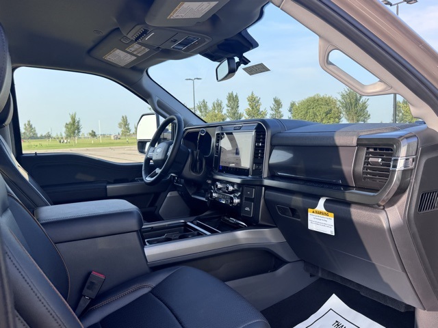 2026 Ford F-350 Super Duty Lariat