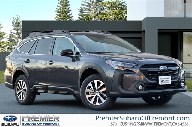 2025 Subaru Outback Premium's photo