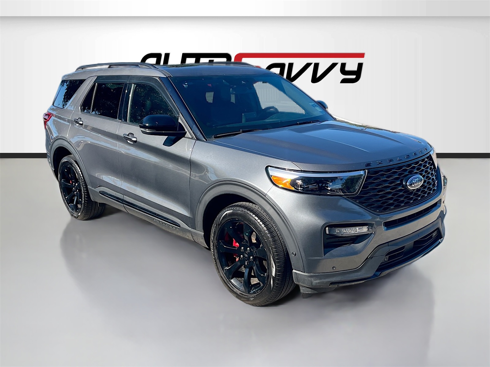 2023 Ford Explorer ST's photo