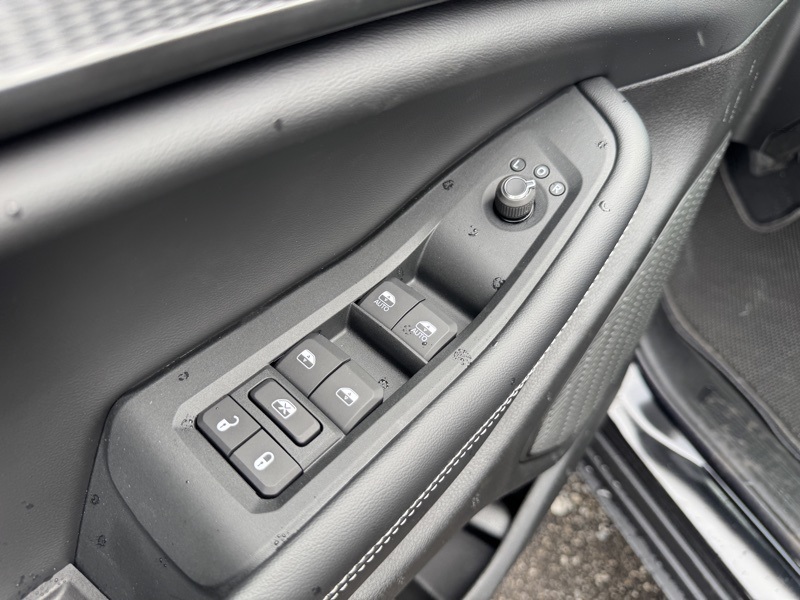 2025 Jeep Grand Cherokee Laredo X photo 9