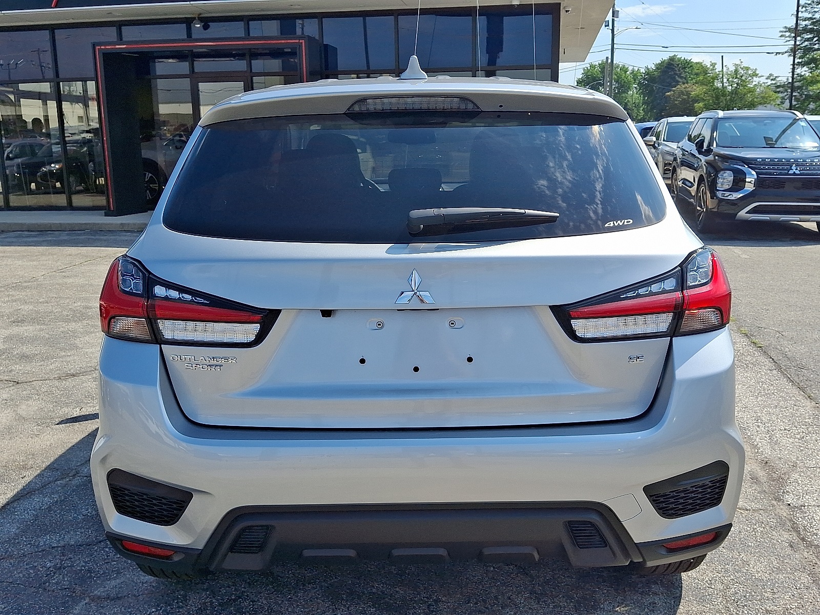 2025 Mitsubishi Outlander Sport SE photo 5
