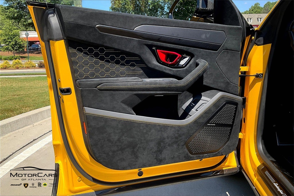 2023 Giallo Midas Lamborghini Urus Performante AWD SUV