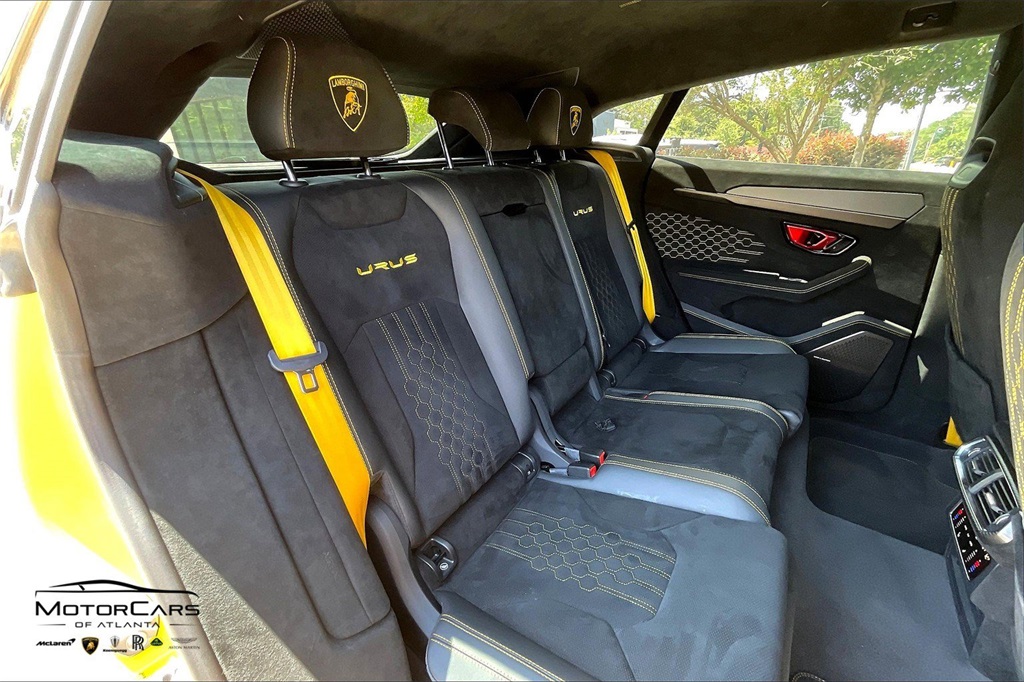 2023 Giallo Midas Lamborghini Urus Performante AWD SUV