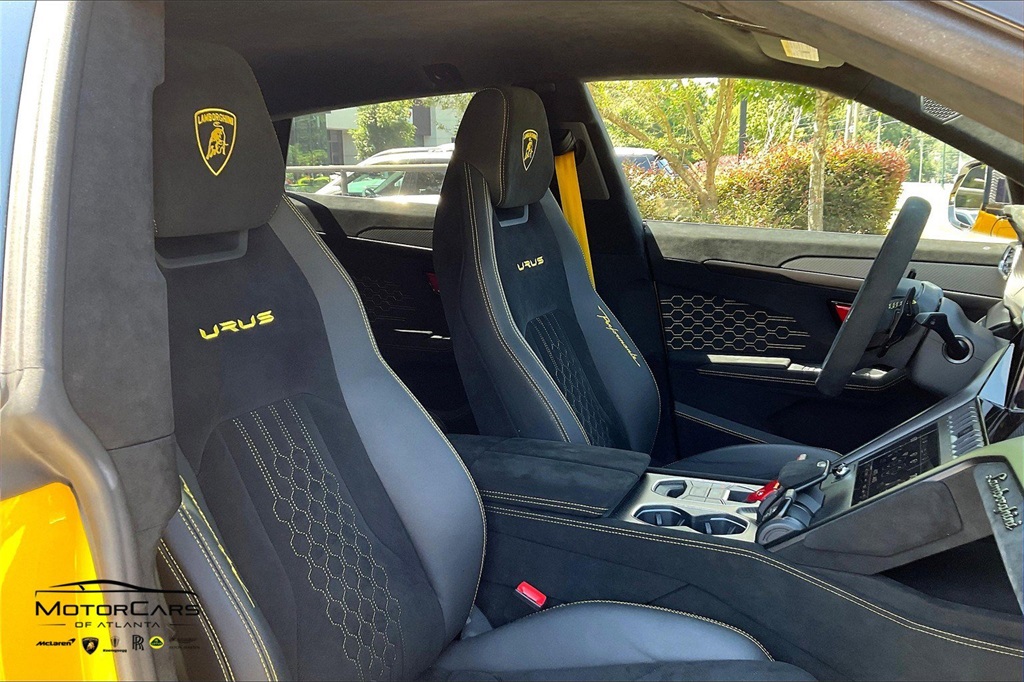 2023 Giallo Midas Lamborghini Urus Performante AWD SUV