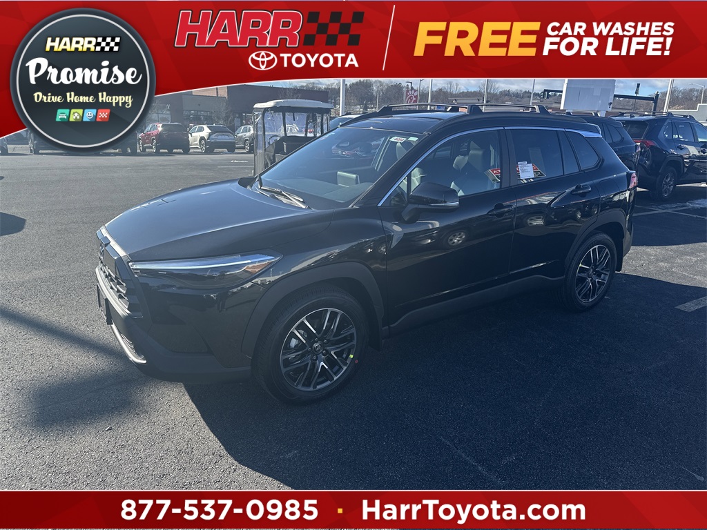 2026 Toyota Corolla Cross XLE's photo