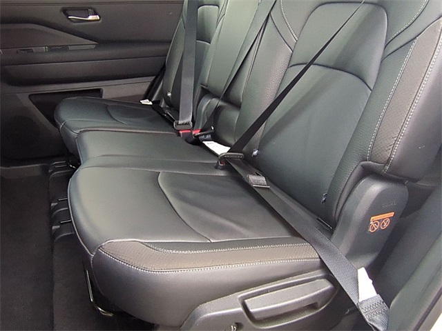 used 2025 Nissan Pathfinder car, priced at $34,611