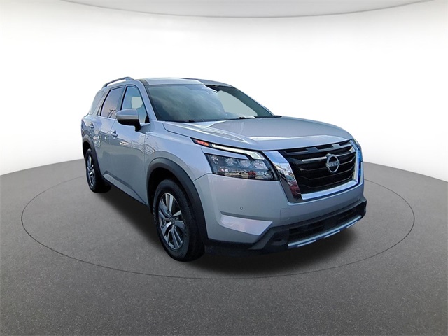 used 2025 Nissan Pathfinder car, priced at $34,611