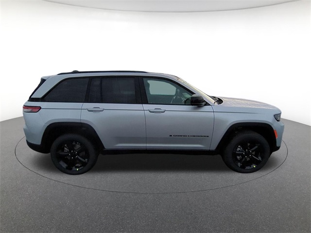 new 2025 Jeep Grand Cherokee car, priced at $45,087