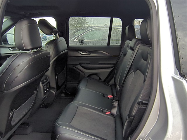 new 2025 Jeep Grand Cherokee car, priced at $45,087