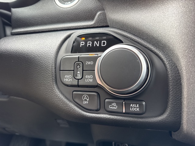 2026 Ram 1500 Warlock photo 14