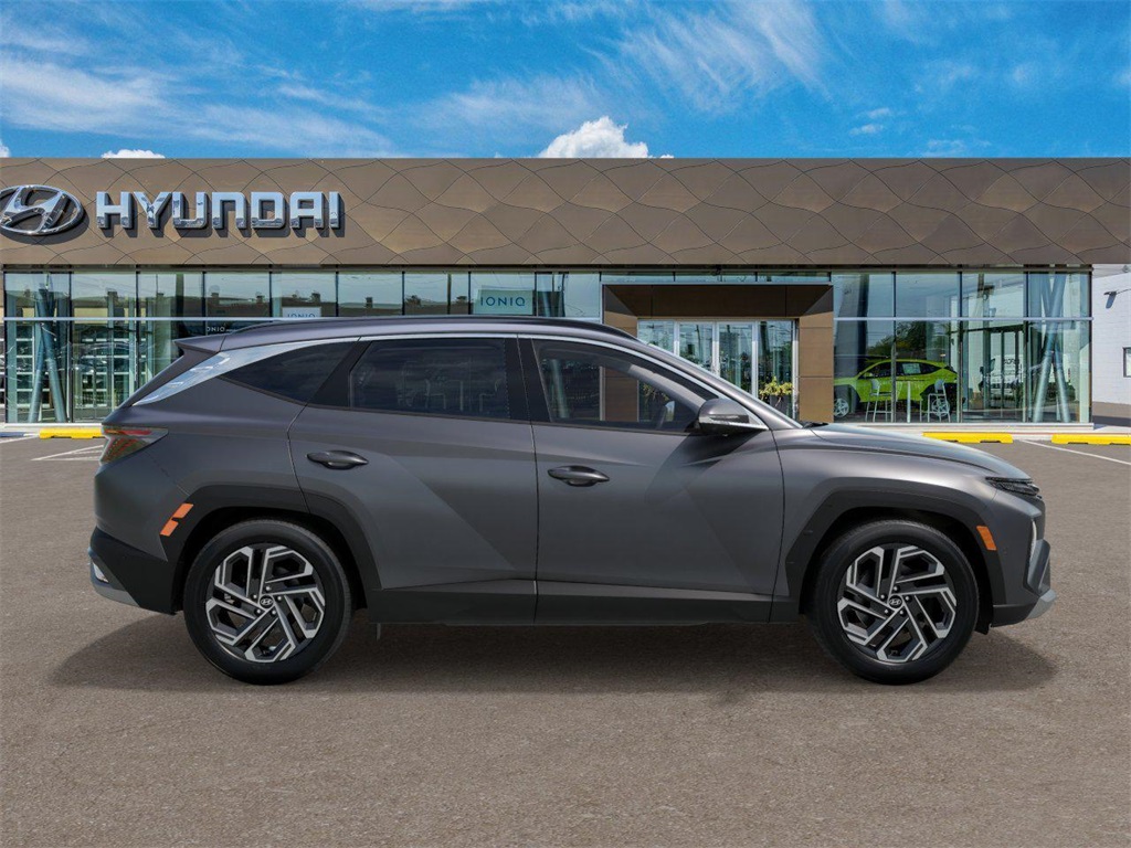 2025 Hyundai Tucson Limited photo 7